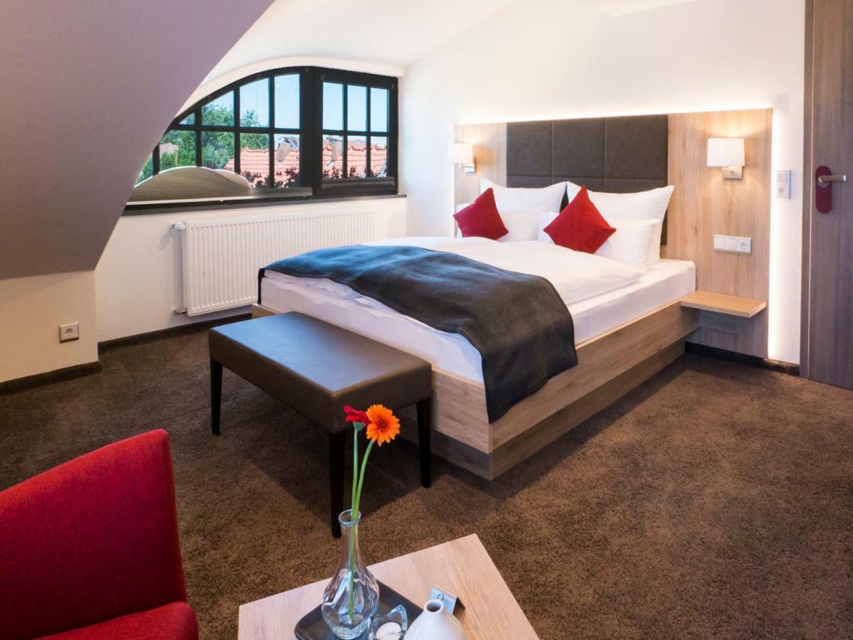 Hotel Restaurant Schiff Kappel-Grafenhausen Exteriör bild